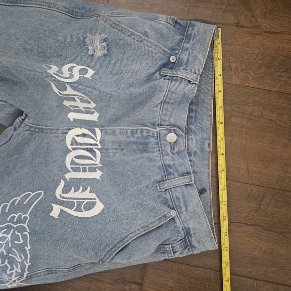 Blue Relaxed Fit Jeans with Graphics - Picture 5 of 8